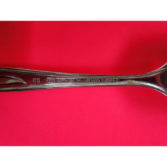 International Whispering Leaves-Autumn Leaf Pie Server Rogers Cutlery Stainless - Picture 3 of 3